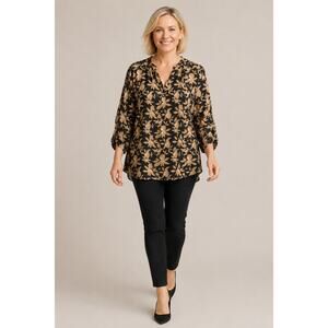 LR2201 Maurices Women’s 1X Black Tan Floral Blouse Roll Tab Sleeve Plus Size Top